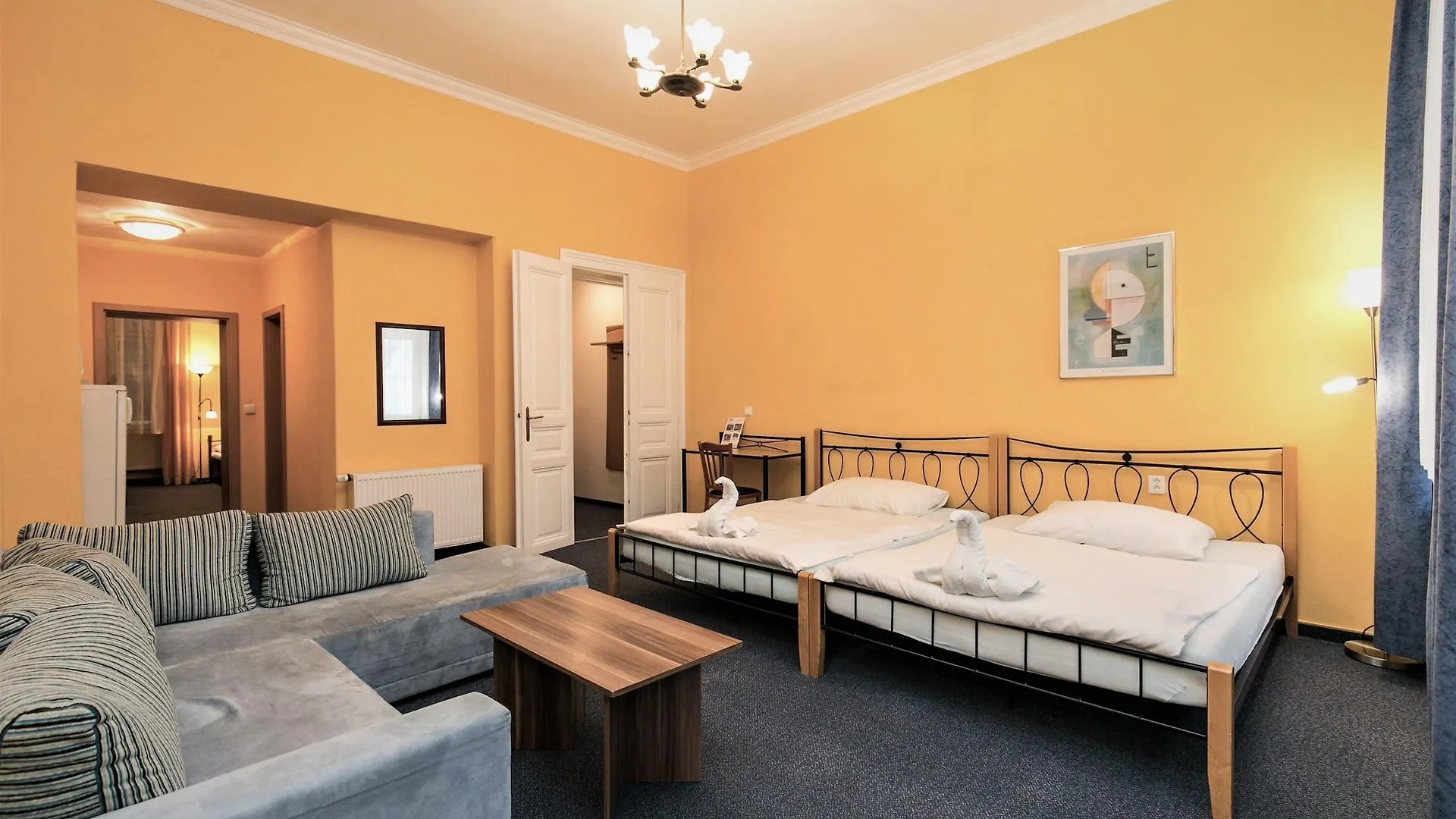 Hotel Boston Karlovy Vary 3*,  Czech Republic