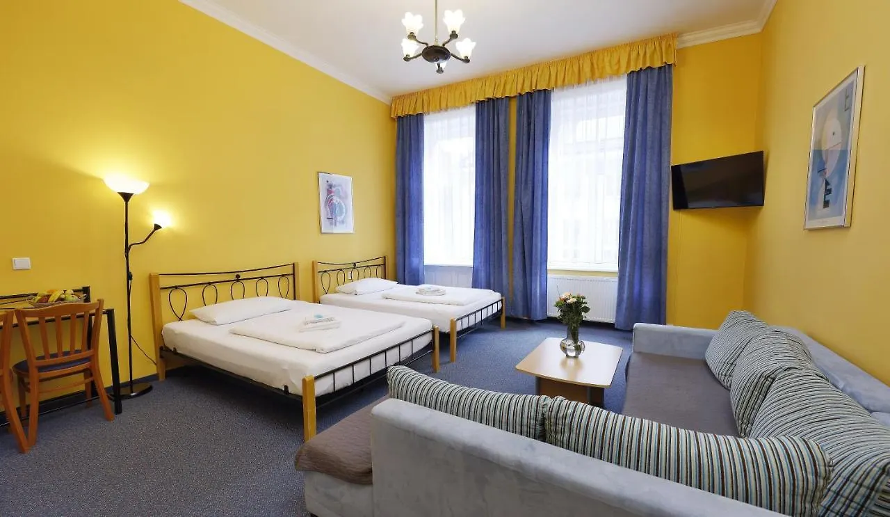 Hotel Boston Karlovy Vary 3*,