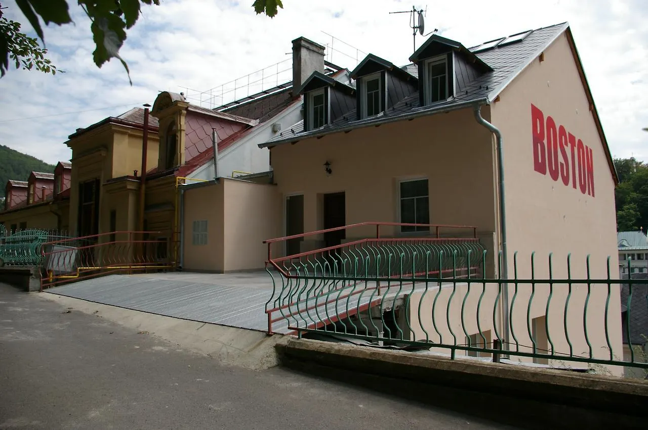 Hotel Boston Karlovy Vary 3*,